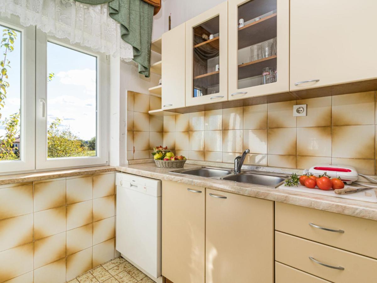 Holiday Home Larisa - Ipc141 By Interhome Pićan Eksteriør bilde